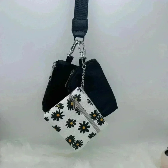 Triple Power pouches Wristlets Black theme - Picture 2 of 6